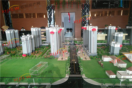 御景华庭3室2厅2卫精装修证满两年有储藏室随时看房